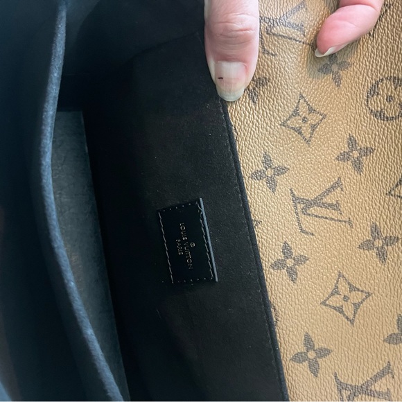 **SOLD** POCHETTE MÉTIS - Monogram Reverse - Picture 10 of 13